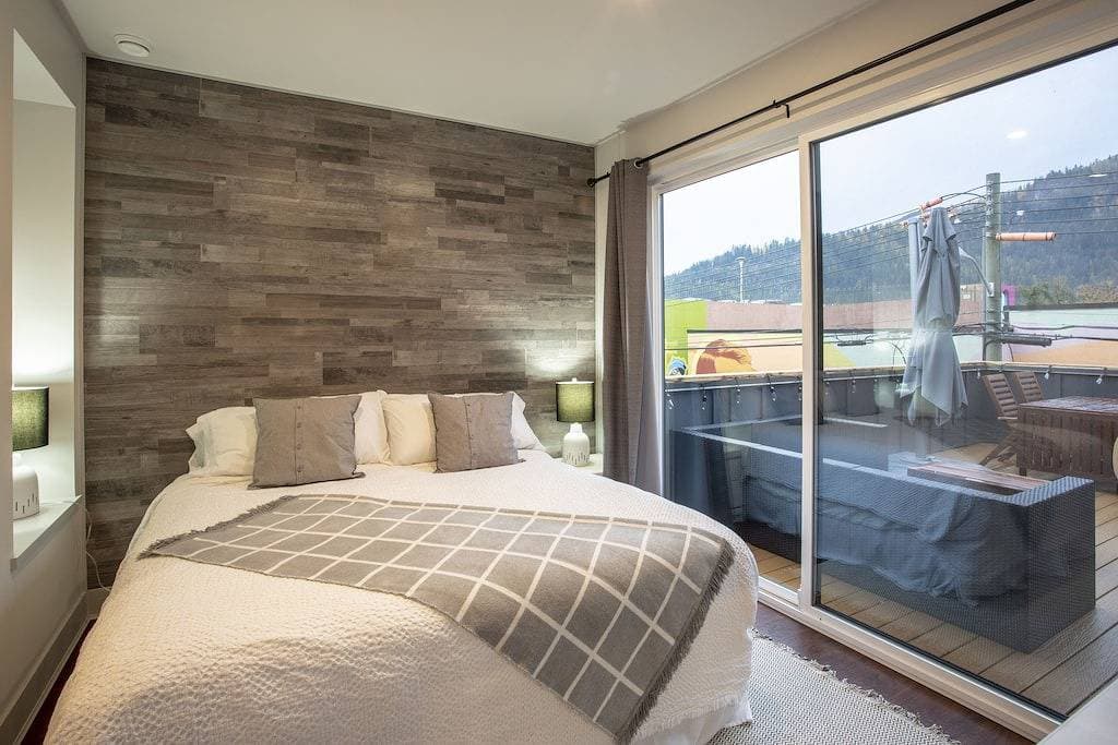 Foto 4 von 32: Baker Street Central - Balkon mit unglaublichem Bergblick