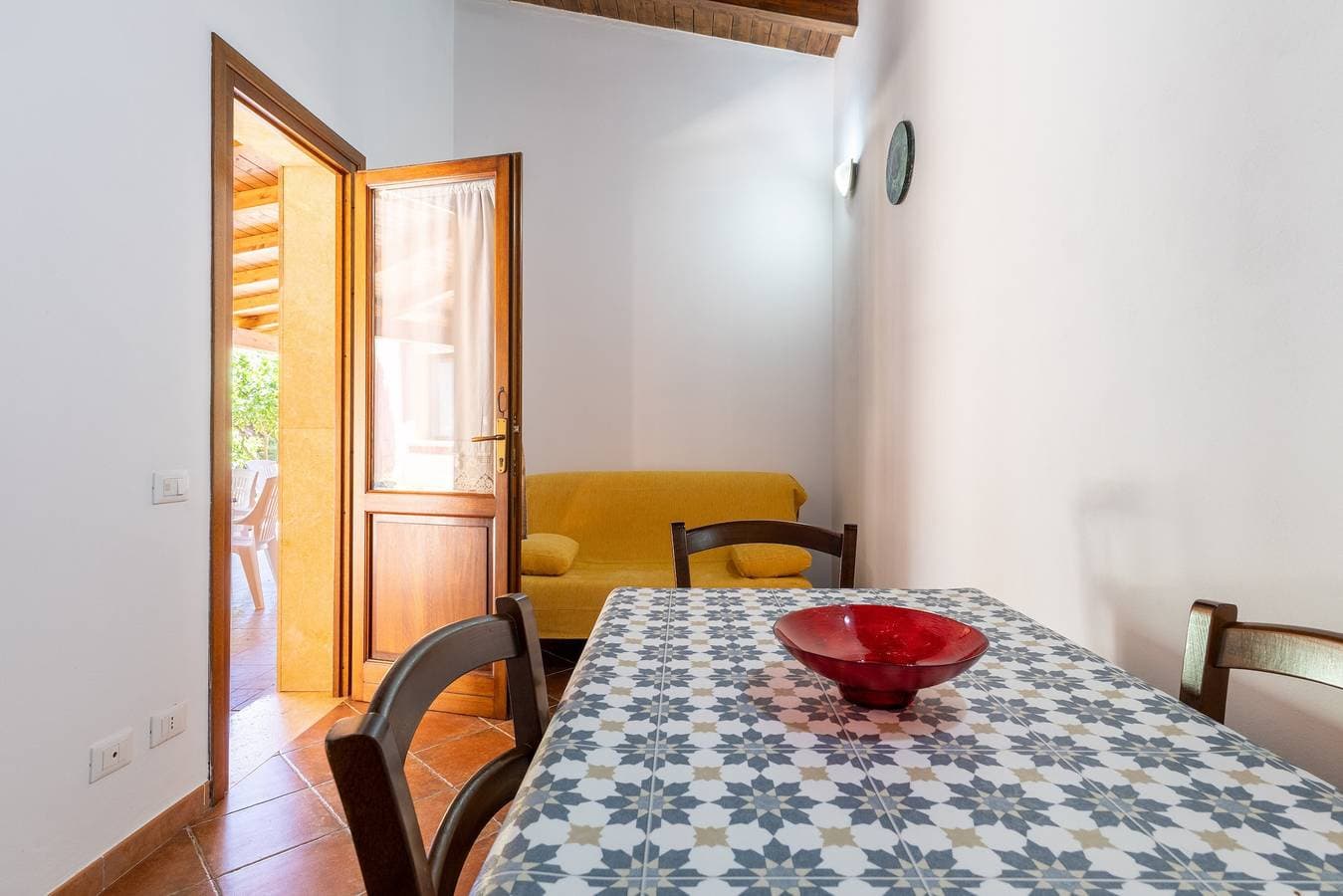 Foto 4 von 32: Apartment 'Beta' mit gemeinschaftlicher Terrasse, WLAN und Klimaanlage