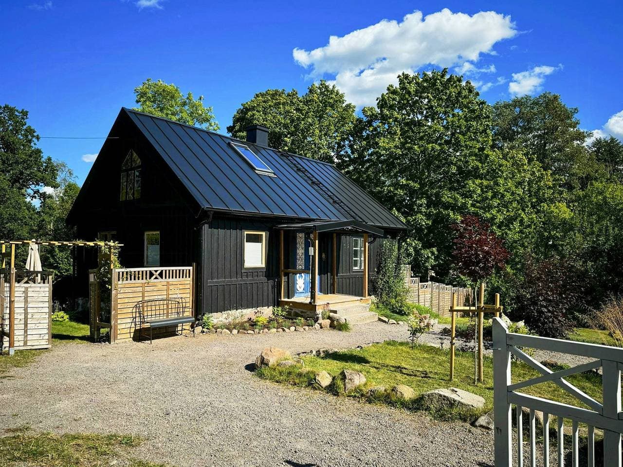 Foto 2 von 34: Designhaus mit großem Grundstück im Herzen von Småland