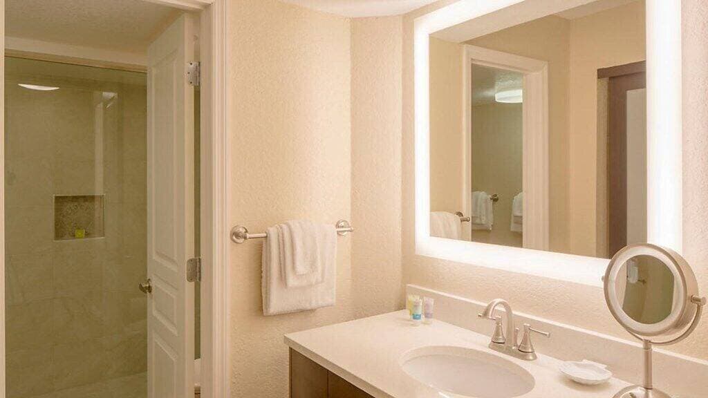 Ormond Beach | Romantic Beach Retreat | Pool + Beach 1