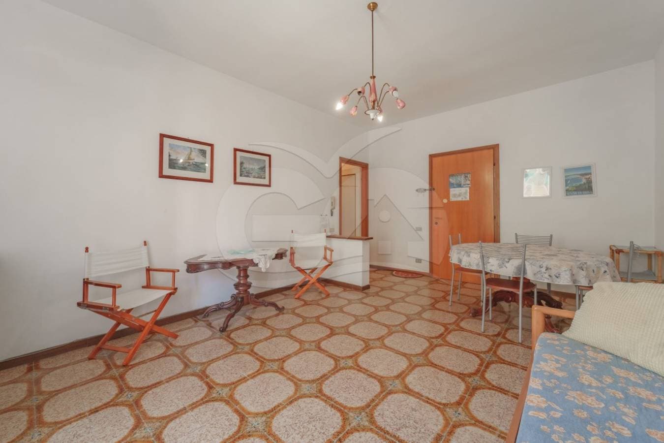 Foto 10 von 24: Ferienwohnung für 5 Personen mit Balkon