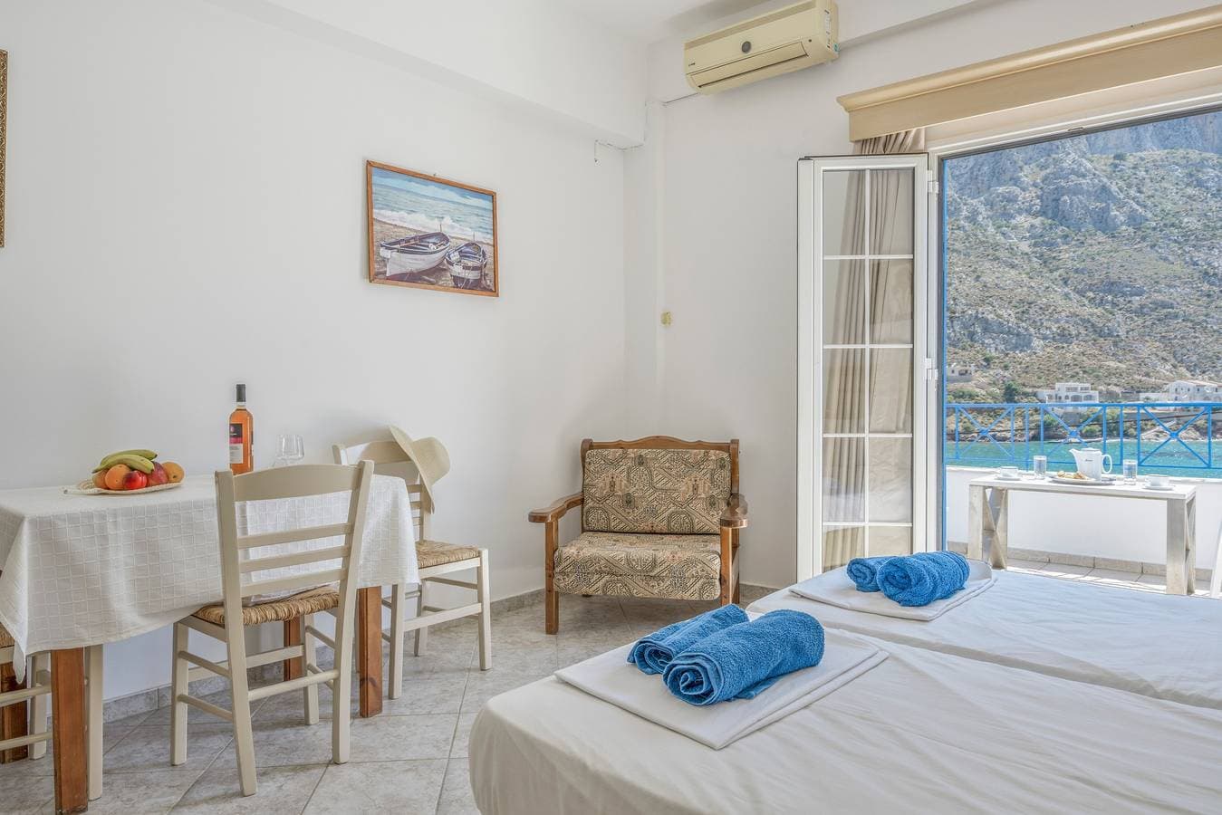 Foto 10 von 33: Katerinas Studio '2' mit Meerblick und privatem Balkon