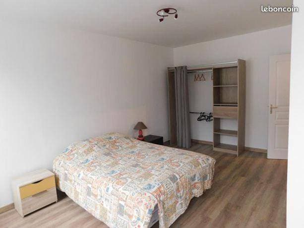 Foto 2 von 24: Three-Bedroom Home