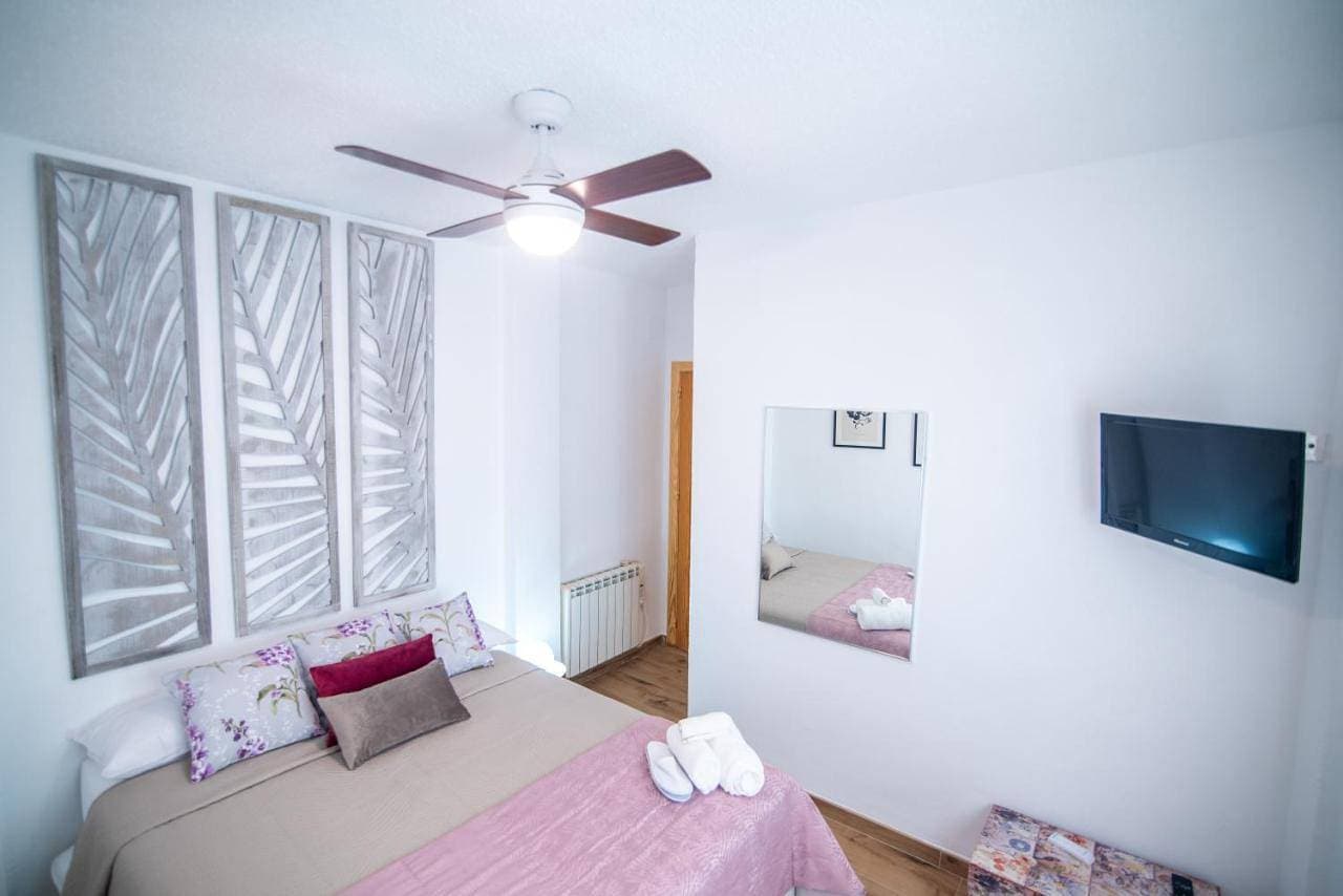 Foto 4 von 31: Three-Bedroom Apartment