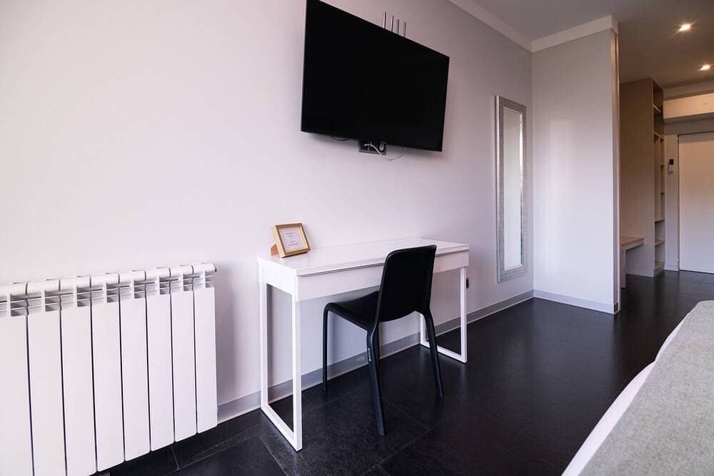 Foto 4 von 14: Studio superior w/ kitchenett and balcony