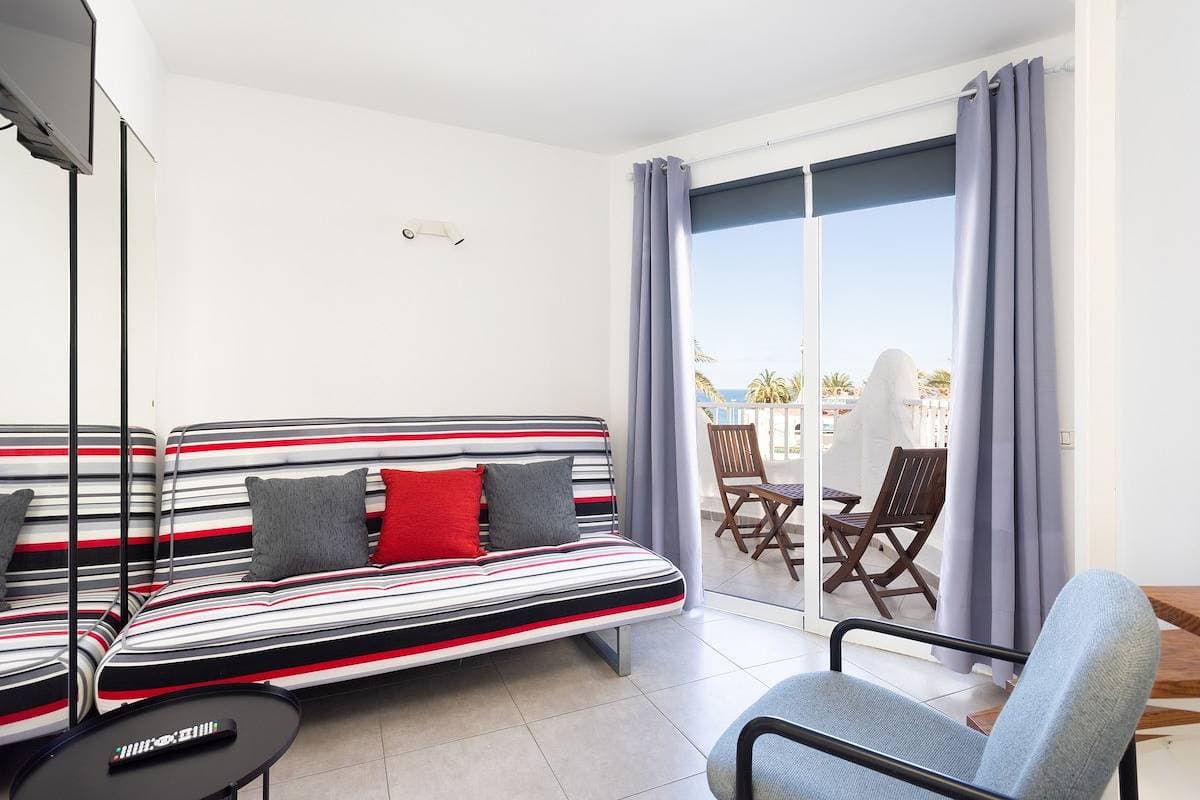 Foto 6 von 43: Ferienwohnung für 3 Personen mit Pool