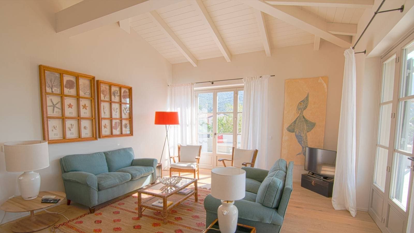 Foto 10 von 36: Villa für 7 Personen mit Balkon