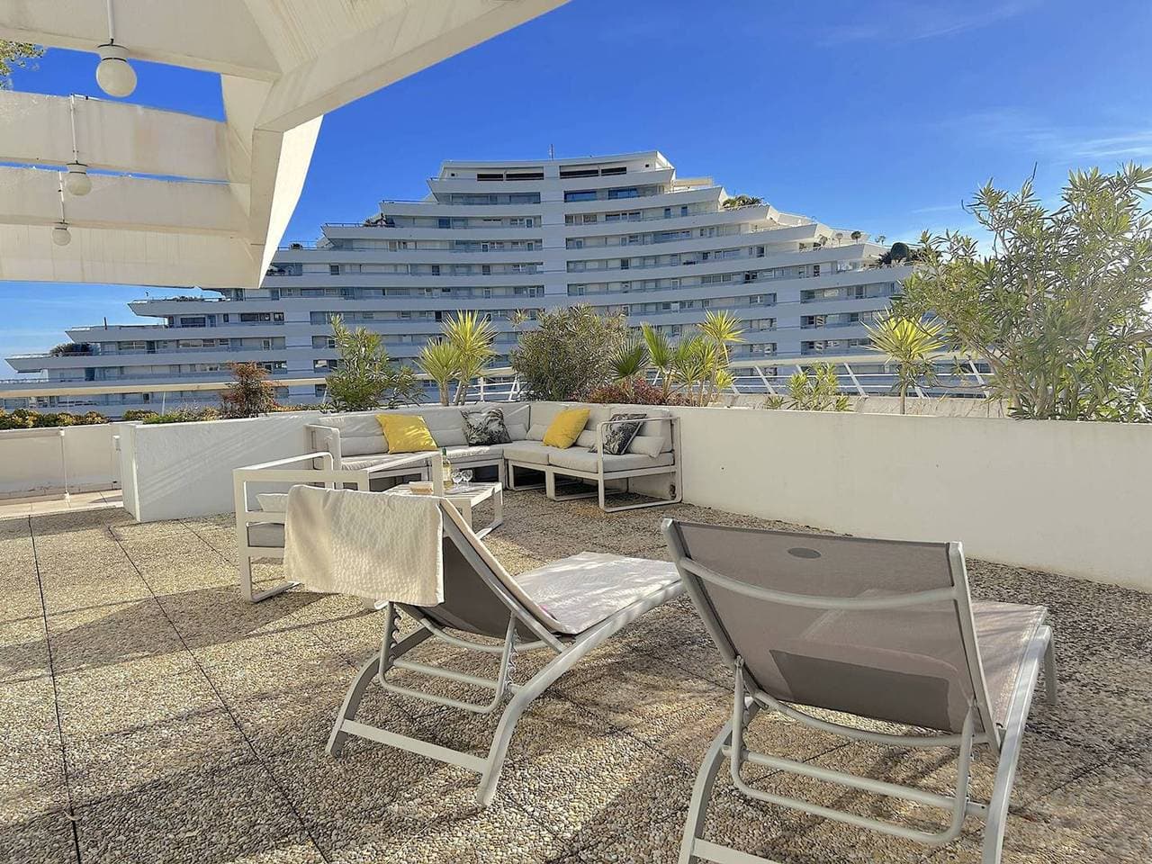 Foto 2 von 19: Wunderschöne 3-Zi.-Wohnung mit Terrasse und Parkplatz, 4 Schlafplätze, Villeneuve-Loubet Strand