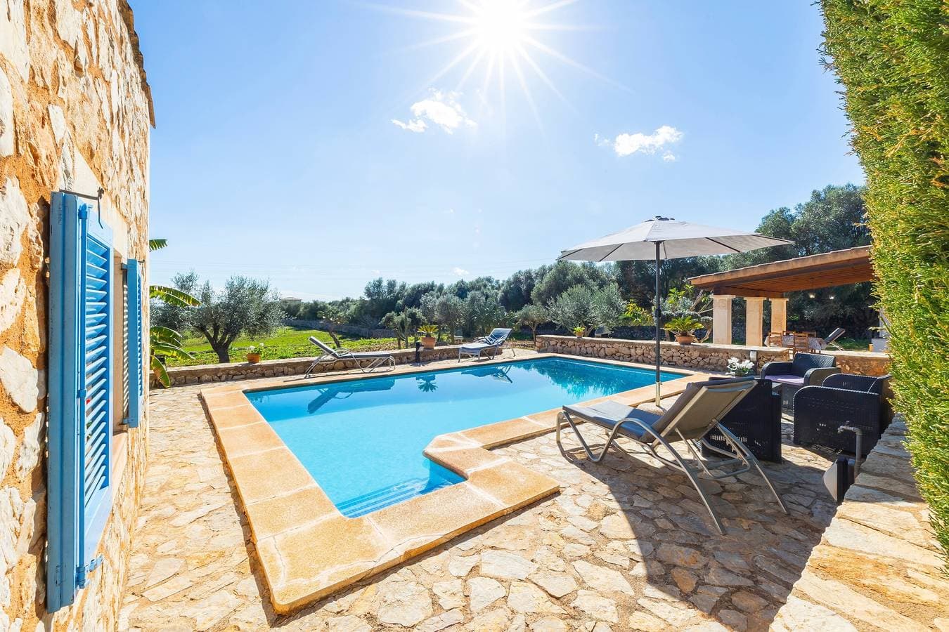 Foto 2 von 27: Finca 'Can Pascual' mit Bergblick, privatem Pool und Wi-Fi