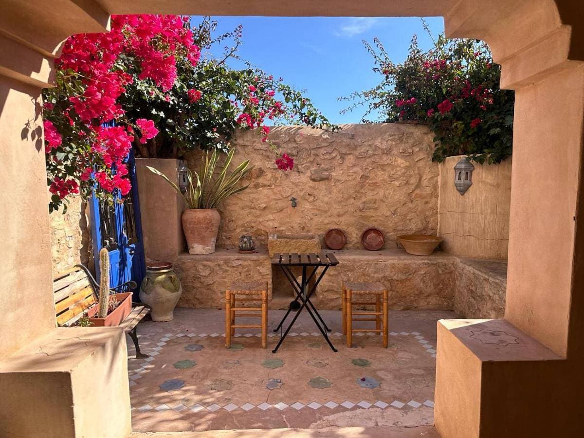Casa con vistas al mar y Patio de Buganvillas 1