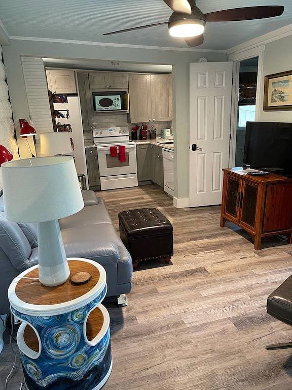 Foto 6 von 30: Nettes ein Schlafzimmer auf kleinem See