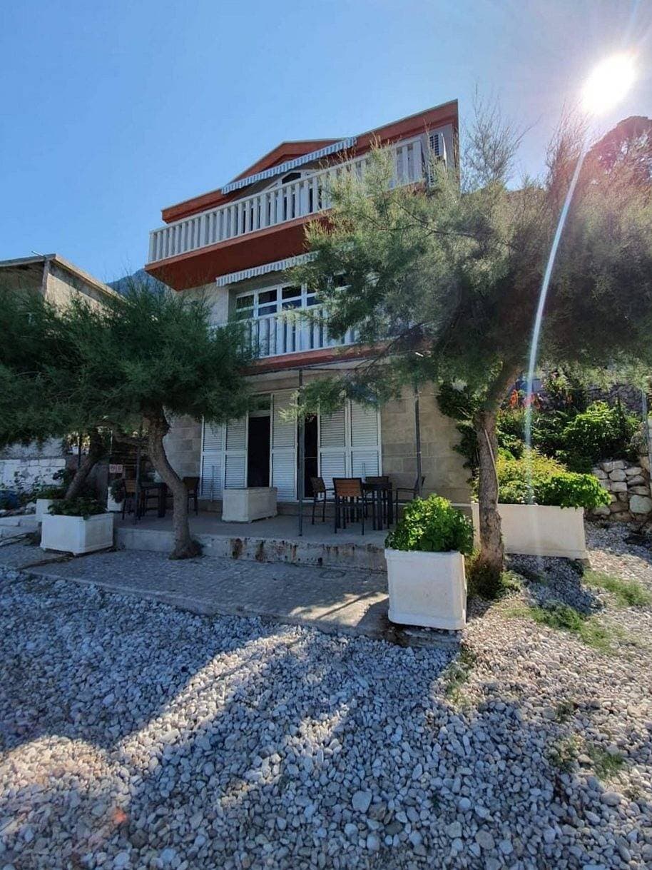 Foto 3 von 12: Studio Appartement am Strand Drasnice, Makarska As-25839-a