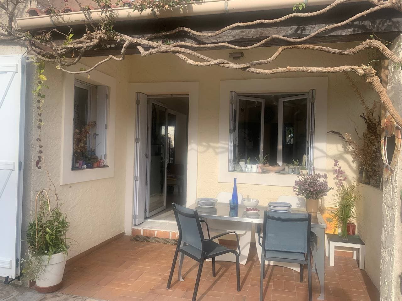 Foto 6 von 28: Helles und ruhiges Haus mit zwei Gärten, Nordschatten und Südsonne
