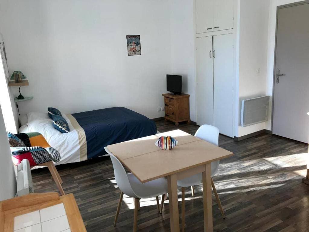Foto 4 von 5: One-Bedroom Apartment