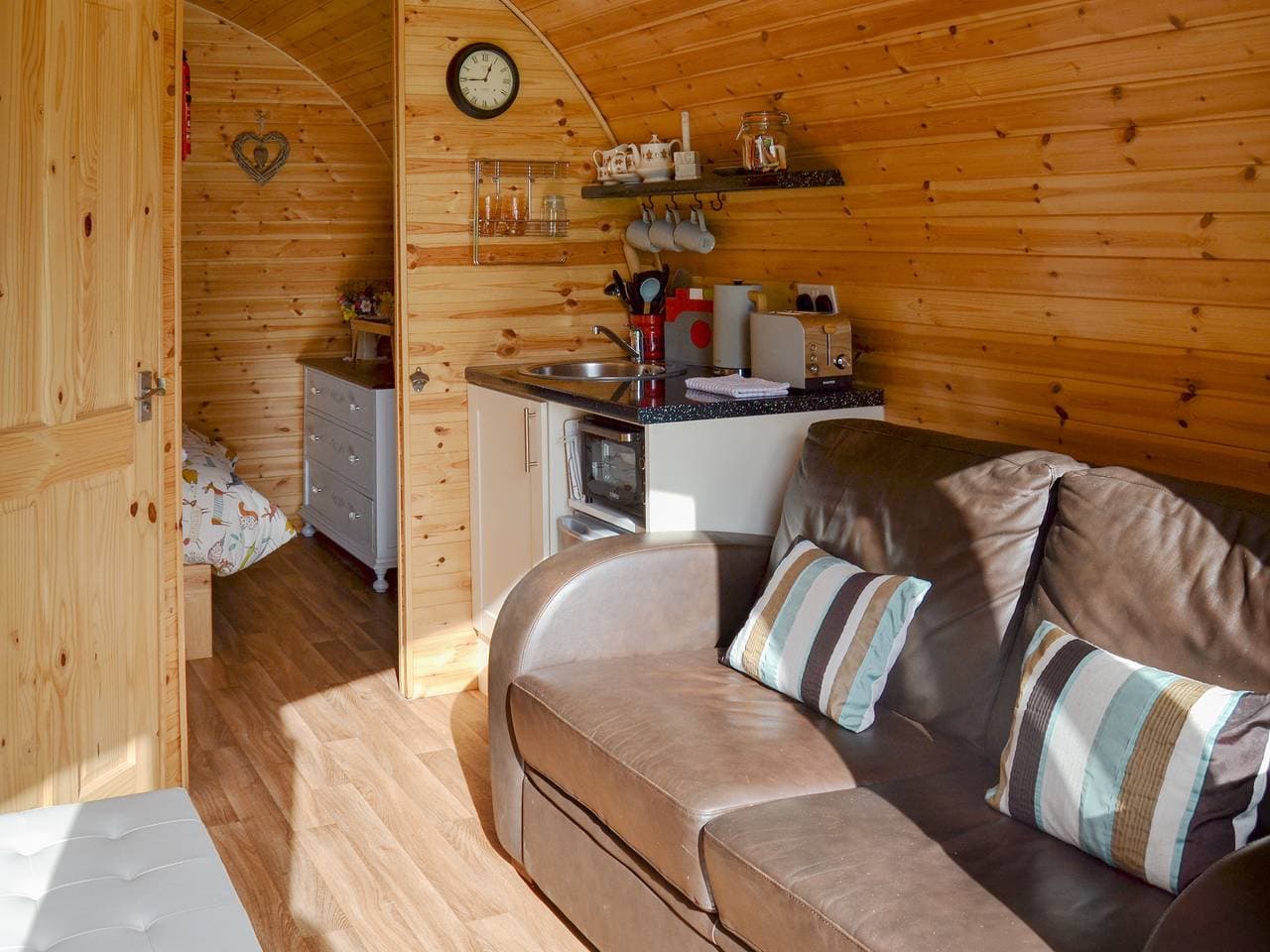 Foto 3 von 22: Cottage für 2 Personen mit Garten