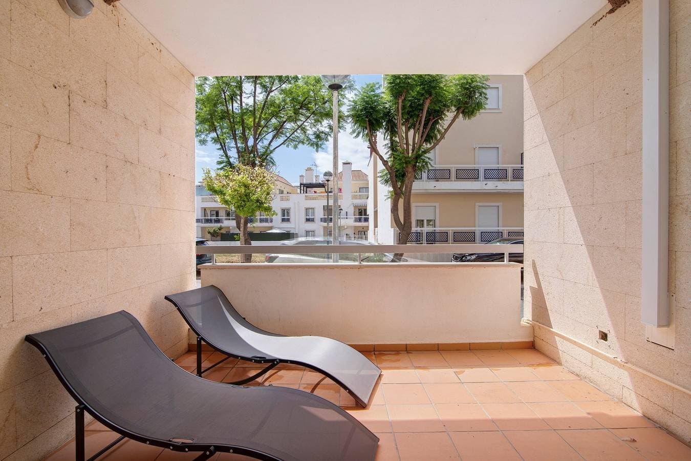 Foto 4 von 24: Ferienwohnung "T2 D Apt Amendoeira" mit Gemeinschaftspool, 2 Balkonen & WLAN