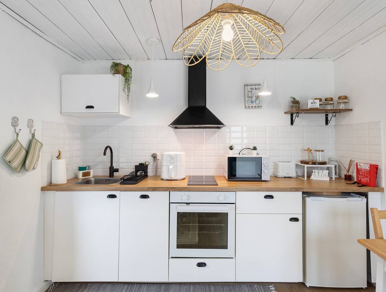 Foto 8 von 22: Ferienhaus 'Casinha do Riacho Loureda' mit Bergblick, WLAN und Klimaanlage