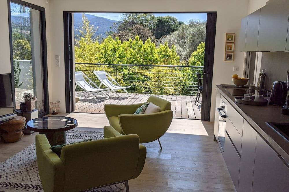 Agosta Plage - Moderne Wohnung von 50m² mit Terrasse 1