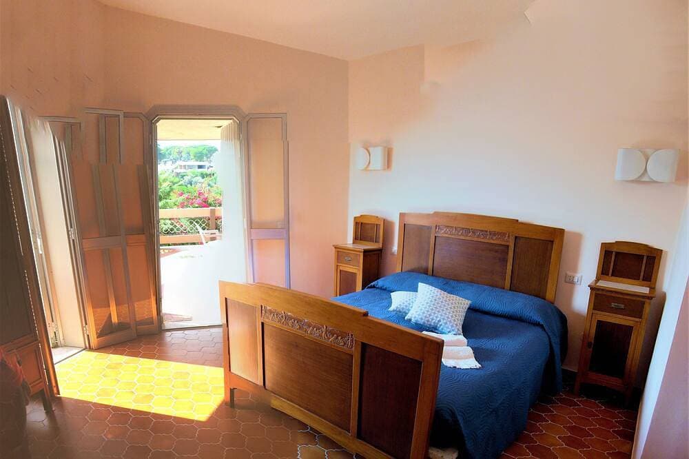 Foto 3 von 30: Freistehende Villa nur wenige Schritte vom Meer entfernt