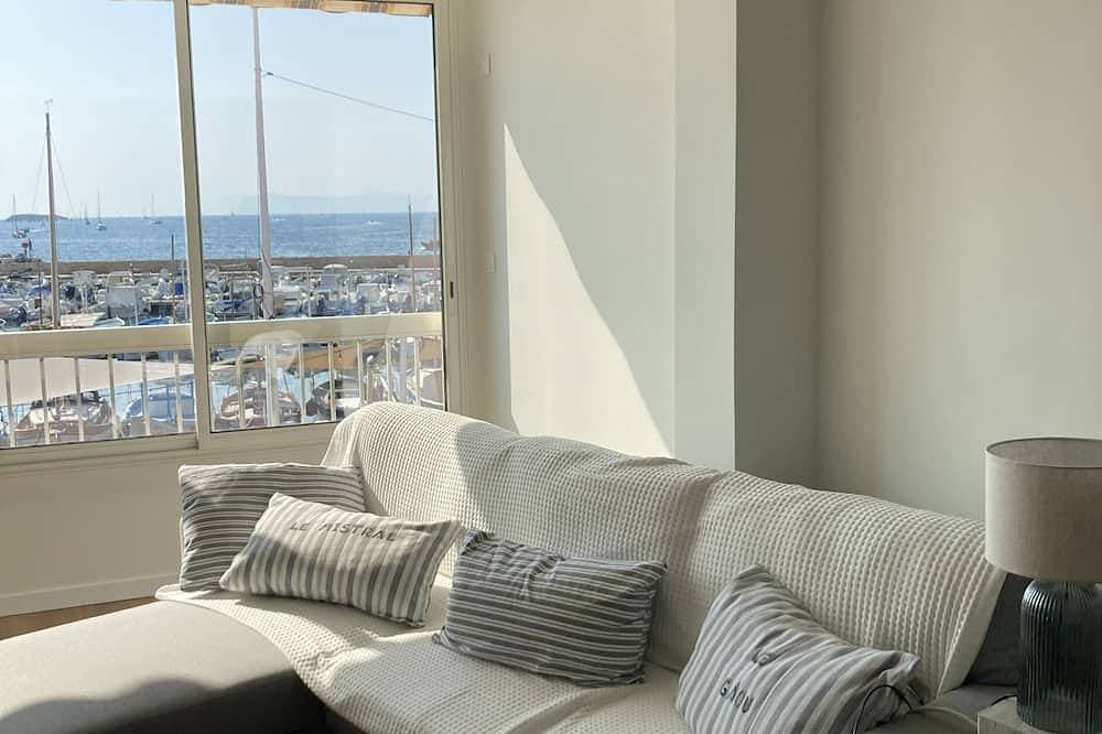 Foto 12 von 26: At Germaine: Air-Conditioned Apartment with Ocean View