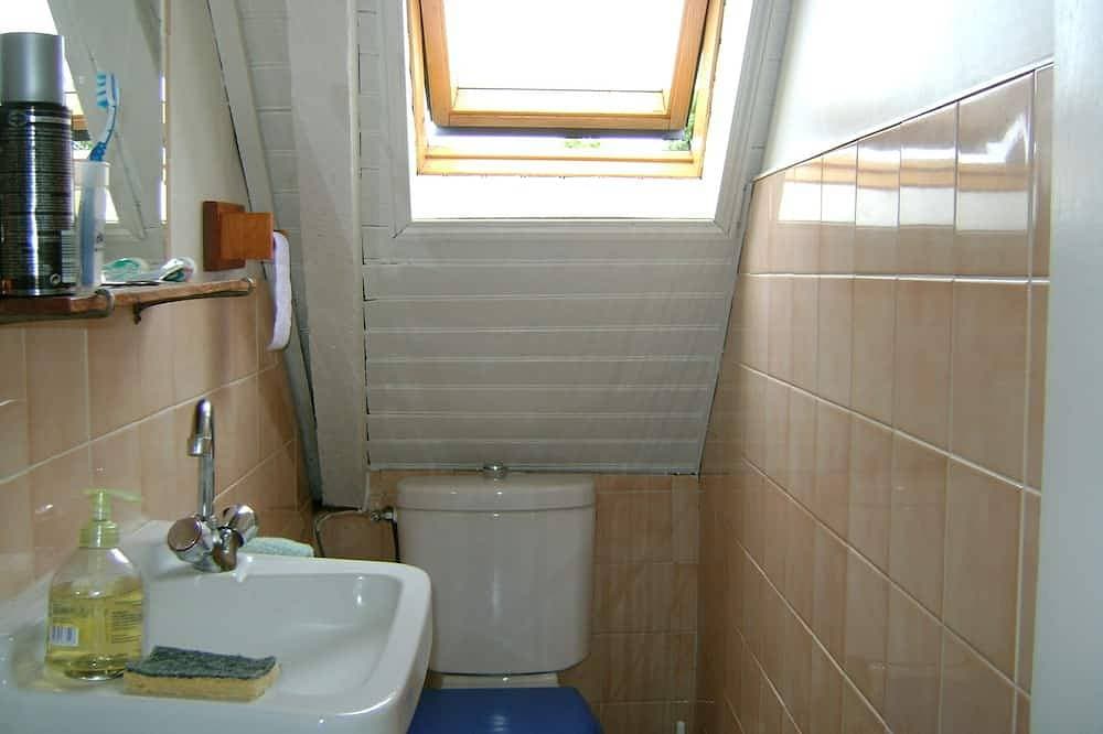 Foto 5 von 15: Maison Typique Style Penty Proche des Plages Trois Chambres Jardin Parking Wifi