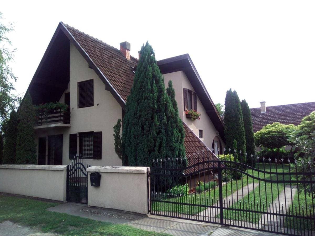 Villa Nirvana 1