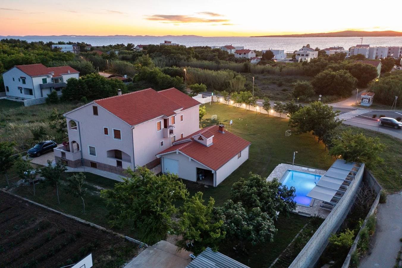Foto 8 von 58: Ferienwohnung in Privlaka mit Meerblick, Balkon, Klimaanlage, W-Lan (3598-3)