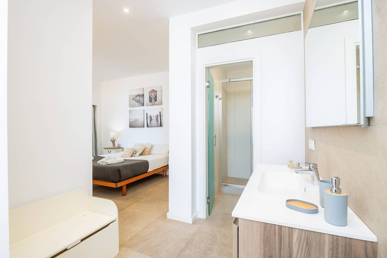 Foto 11 von 27: Ferienwohnung 'Sa Marina Beach House' mit Meerblick, WLAN und Klimaanlage