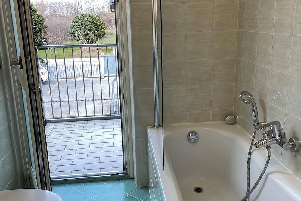 Foto 10 von 23: Apartment with Garden and 2 Private Parking Spaces • Self Check-in - Trento