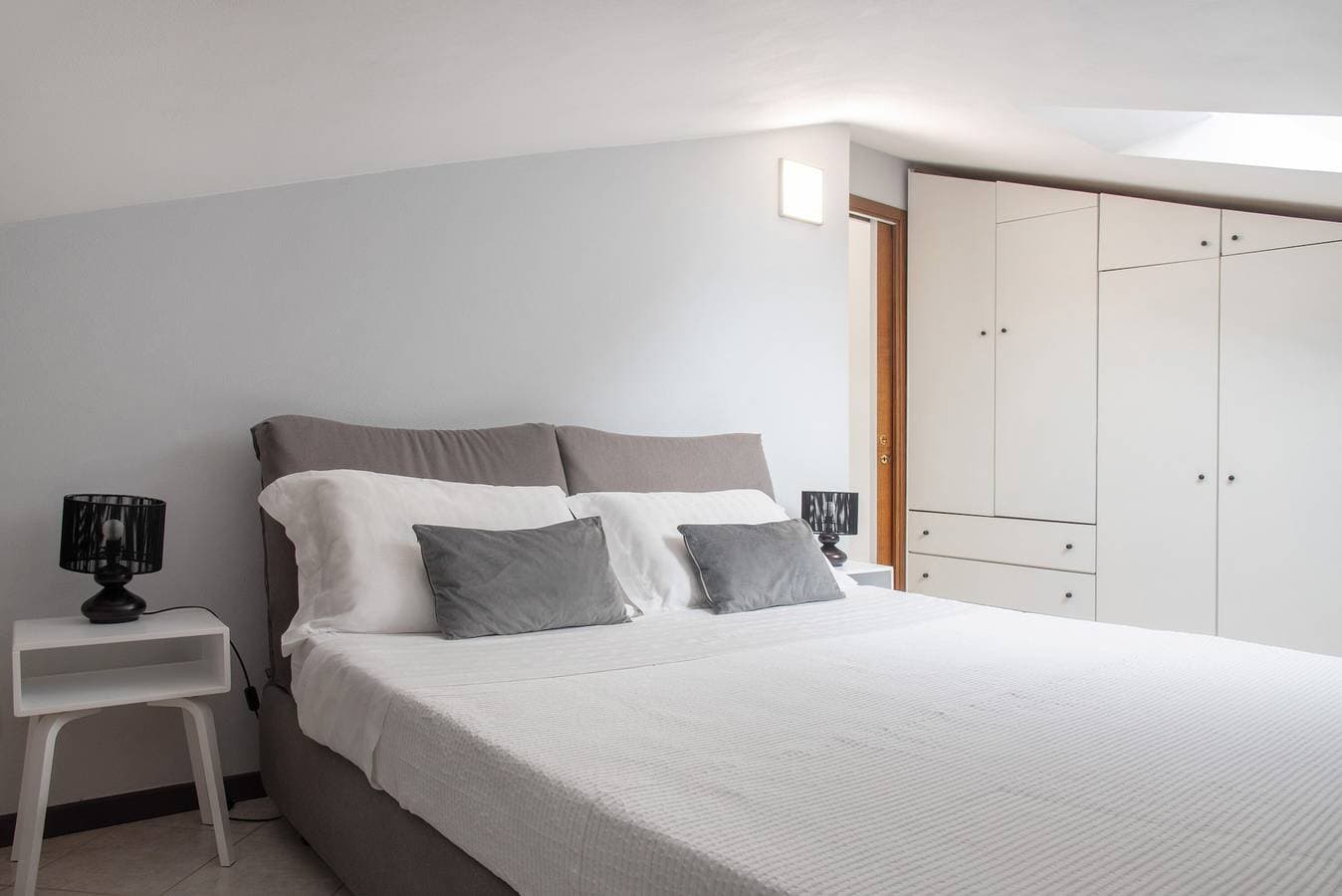 Foto 12 von 25: Ferienwohnung 'Massimo - Verbania Intra' mit WLAN und Klimaanlage