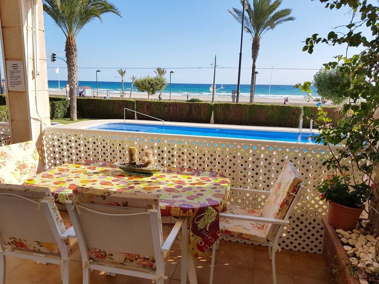 Foto 2 von 43: Geräumige Wohnung in El Campello, 120 m², Gemeinschaftspool
