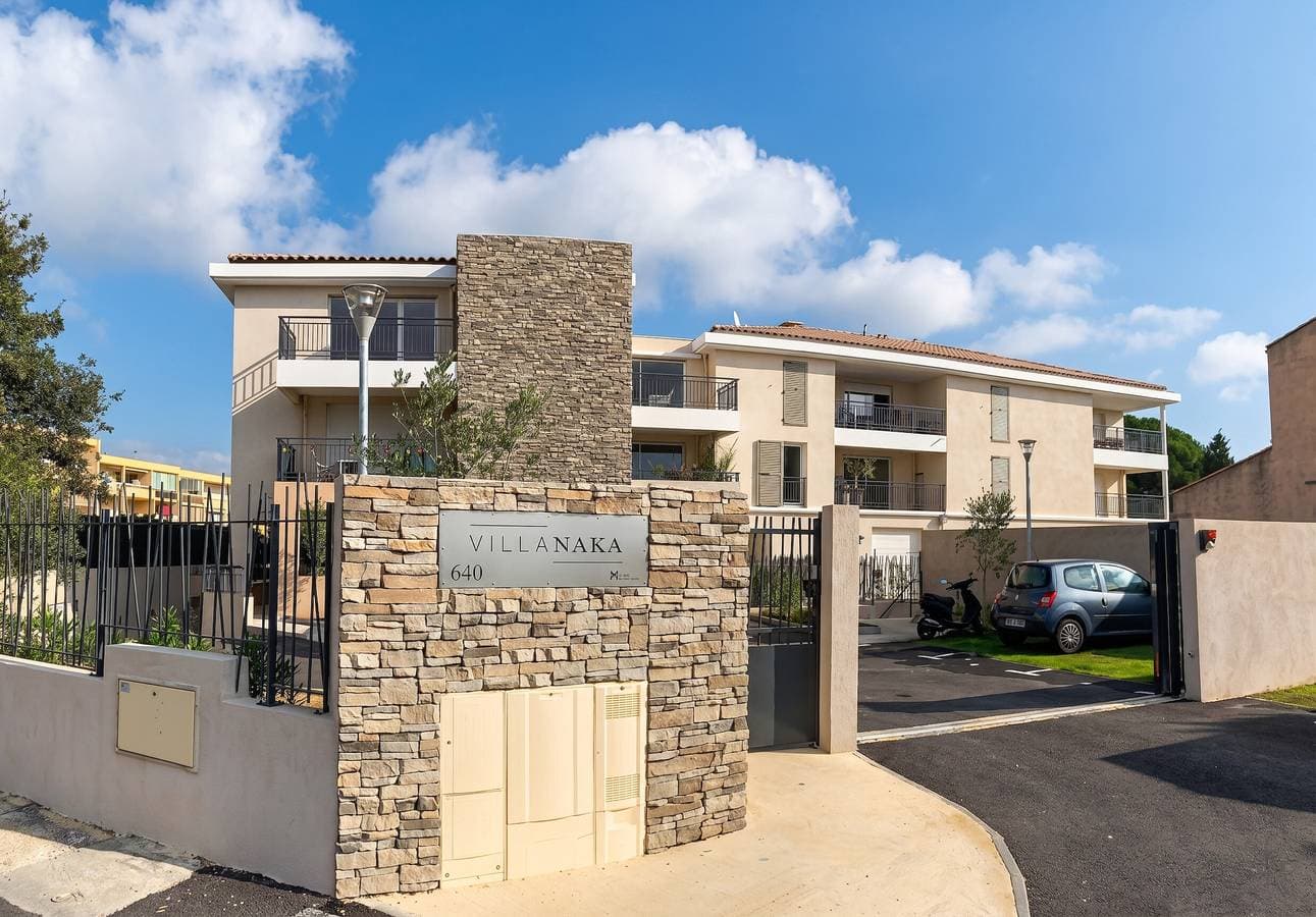 Charmante Wohnung in Six-Fours-les-Plages mit Garten 1