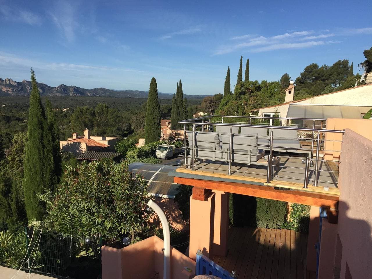 Foto 12 von 57: Kleine Villa an der Cote d´Azur