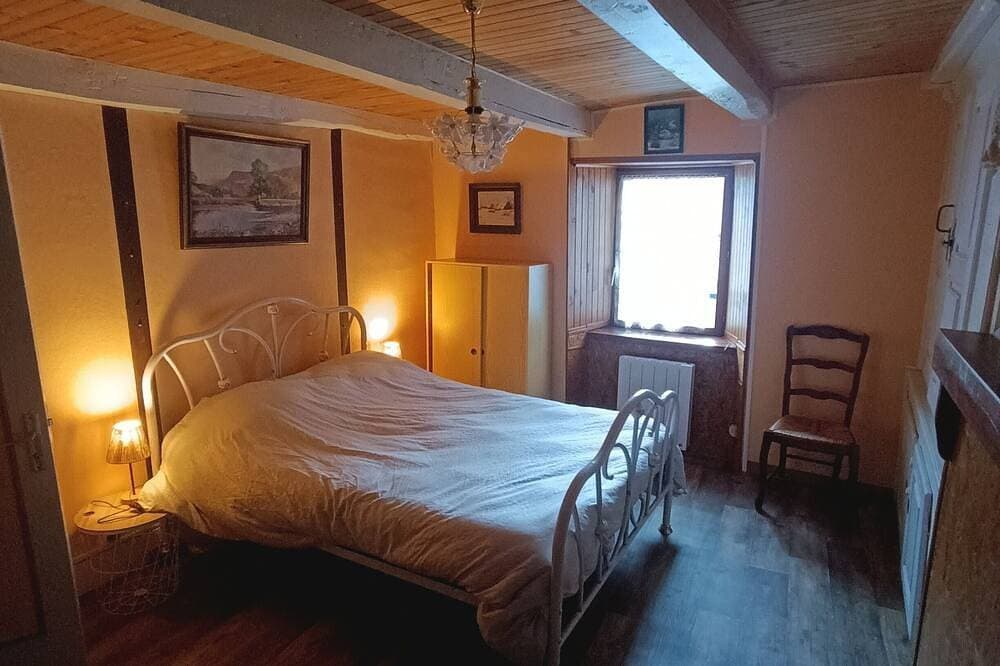 Foto 4 von 10: Gite de la Couze authentic Auvergne house ideal for nature lovers