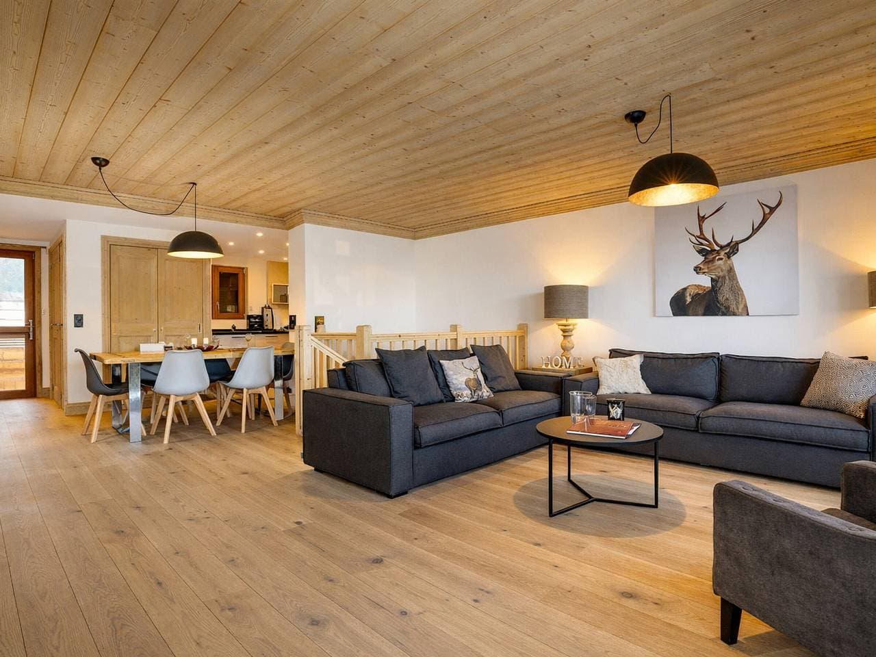 Foto 2 von 16: Wunderschönes Duplex in Courchevel - 3 Schlafzimmer, Parkplatz, WLAN