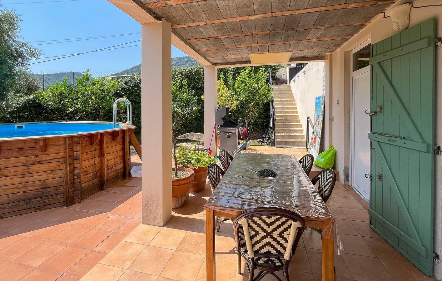 Foto 9 von 22: Reizende Ferienwohnung mit Pool, Terrasse und Sehenswürdigkeiten in der Nähe in Châteauneuf