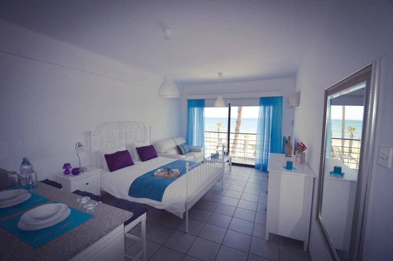 Foto 3 von 15: Studio Apartment with Sea View