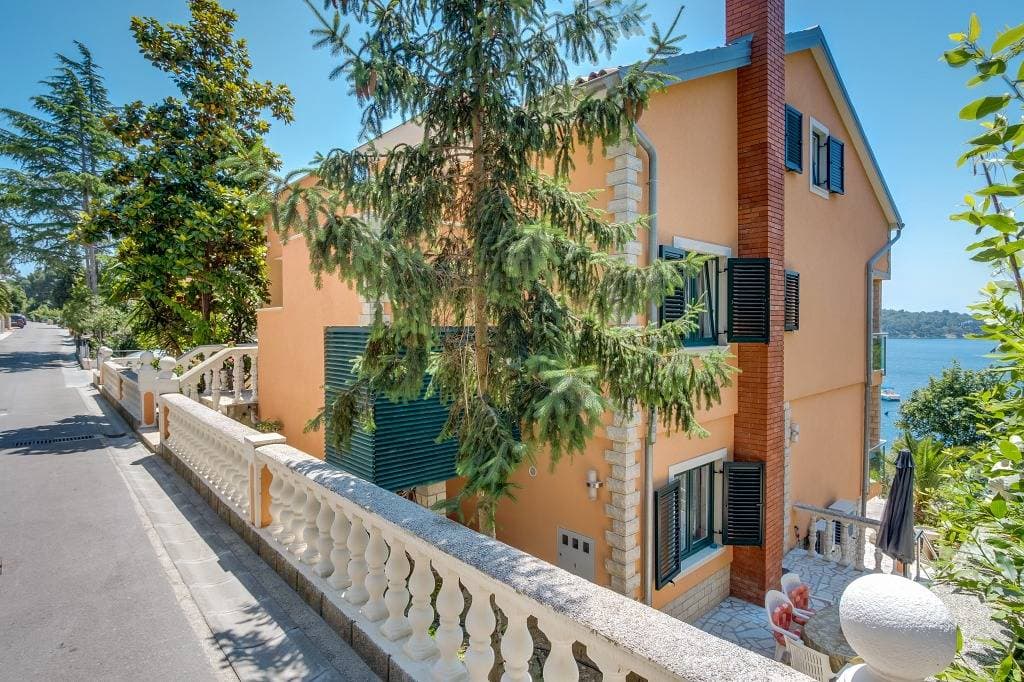 Foto 3 von 45: Ferienwohnung in Mali Lošinj mit Meerblick, Balkon, Klimaanlage, W-Lan (4896-4)