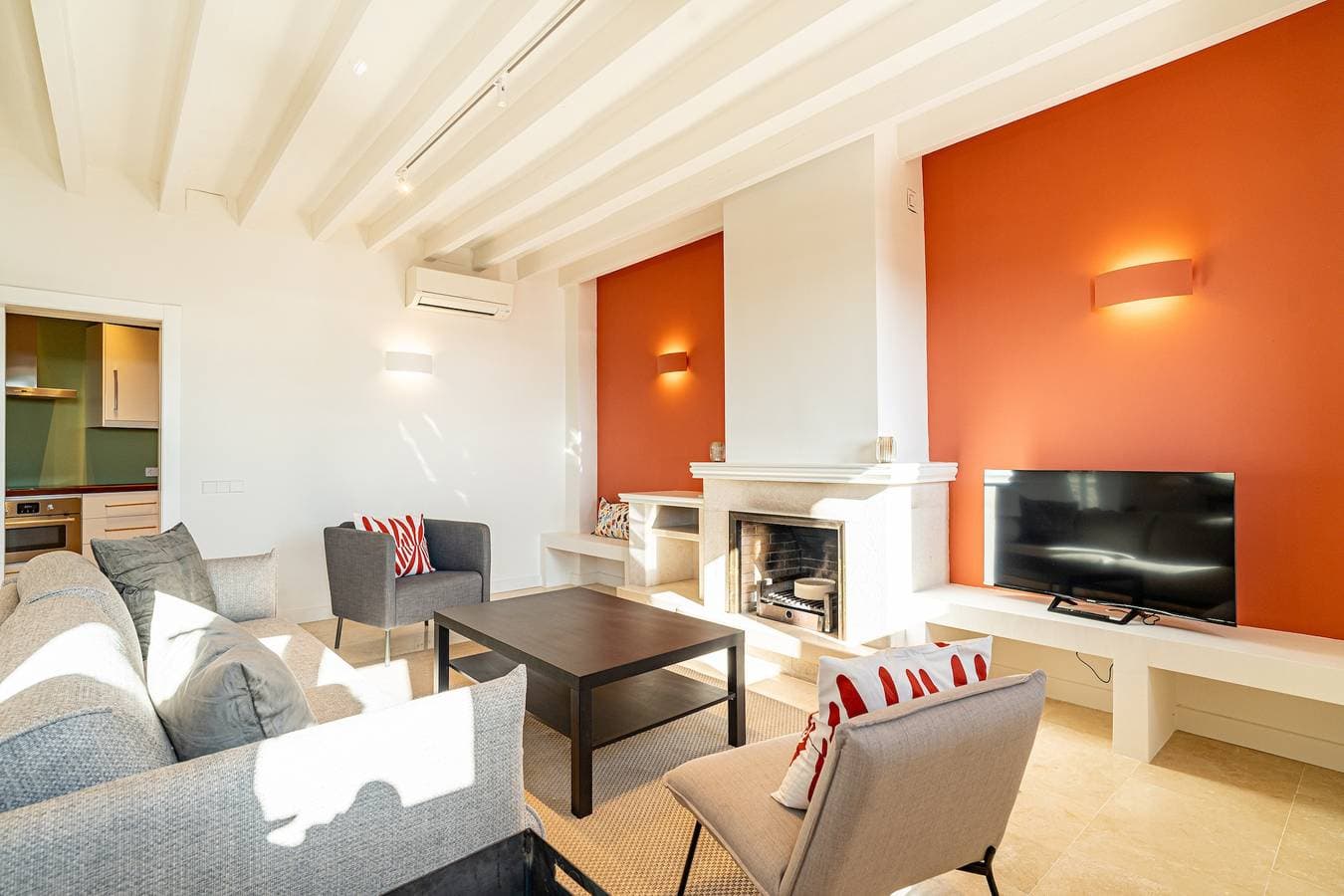 Foto 5 von 36: Casa Lea - Terrer 6 by PriorityVillas
