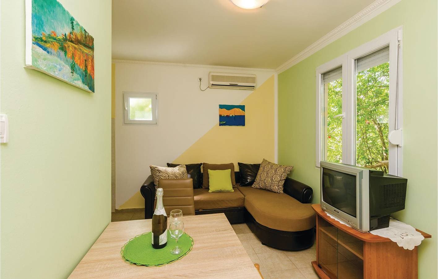 Foto 3 von 17: Ferienhaus für 2 Personen mit Terrasse