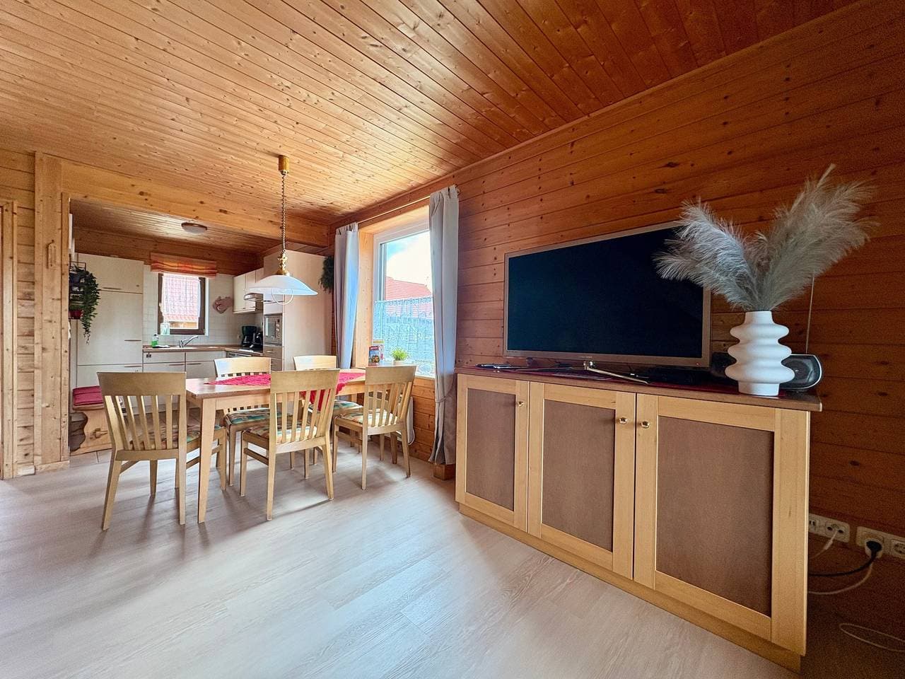 Foto 6 von 20: Ferienwohnung 'Ferienhaus Abendrot' mit privater Terrasse und WLAN
