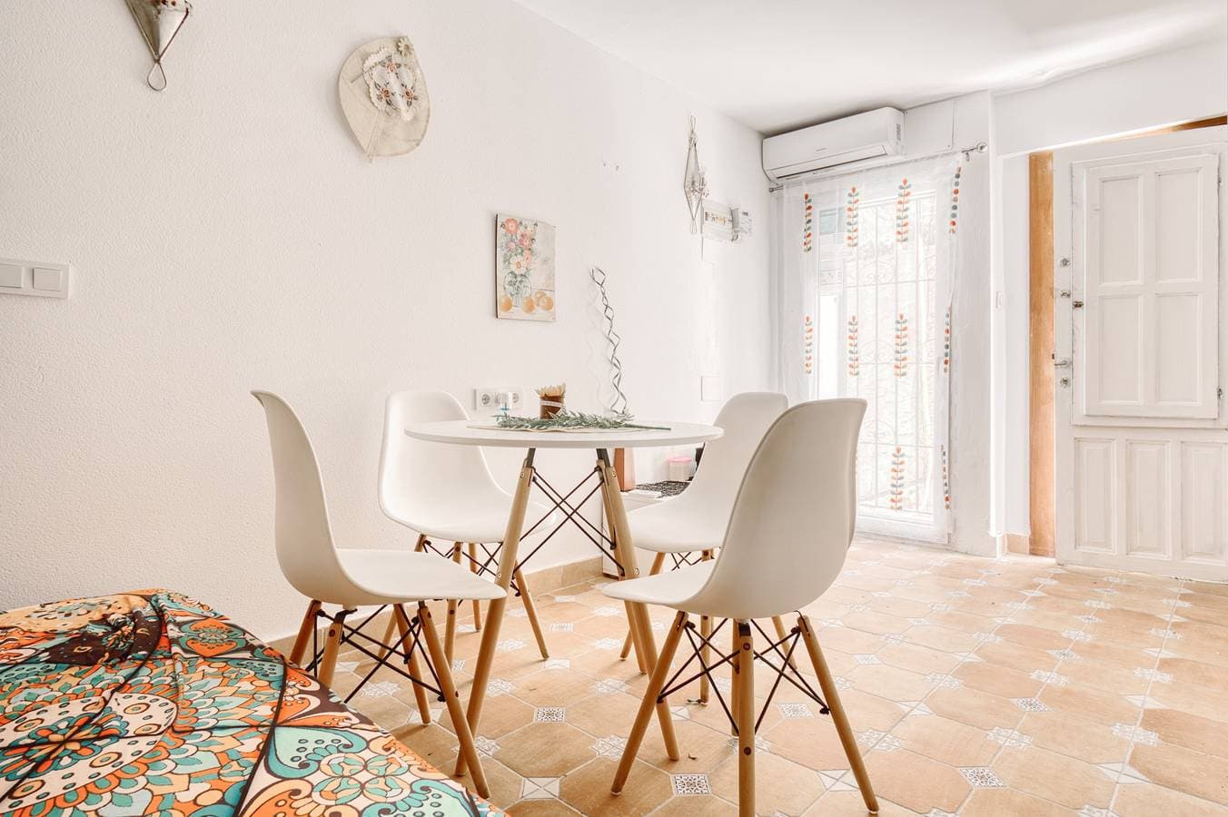 Foto 3 von 20: Ferienwohnung 'Cueva Alicante' mit WLAN und Klimaanlage