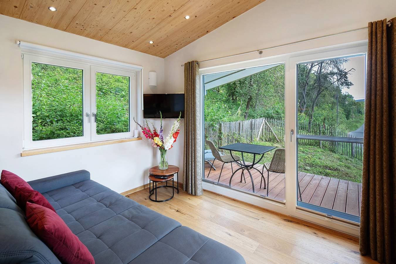 Foto 3 von 23: Ferienhaus „Ferienhaus Das Kleine Paradies“ mit Sauna, Garten und WLAN in absoluter Traumlage