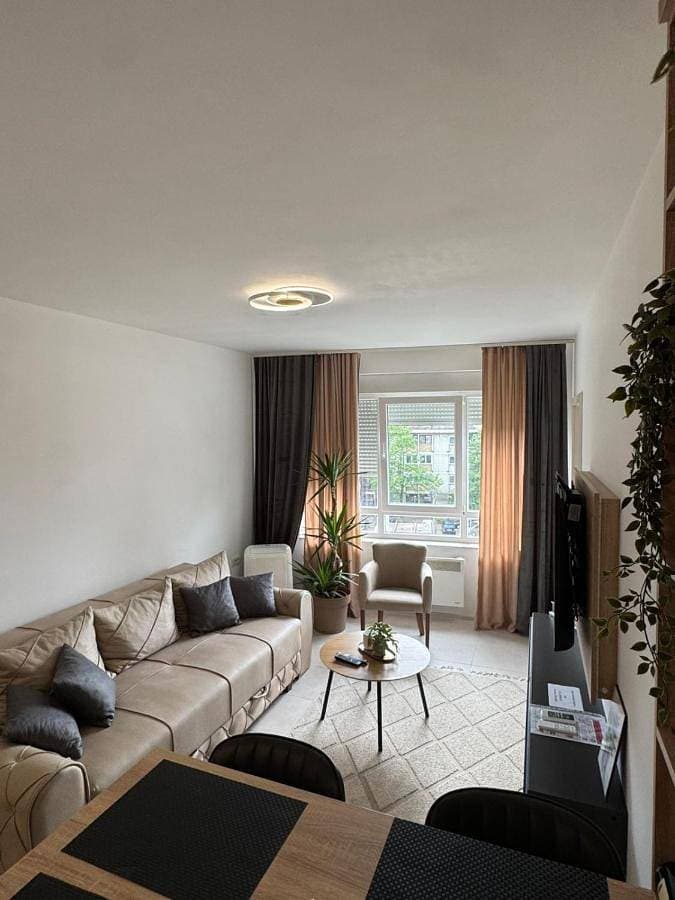 Foto 2 von 20: One-Bedroom Apartment