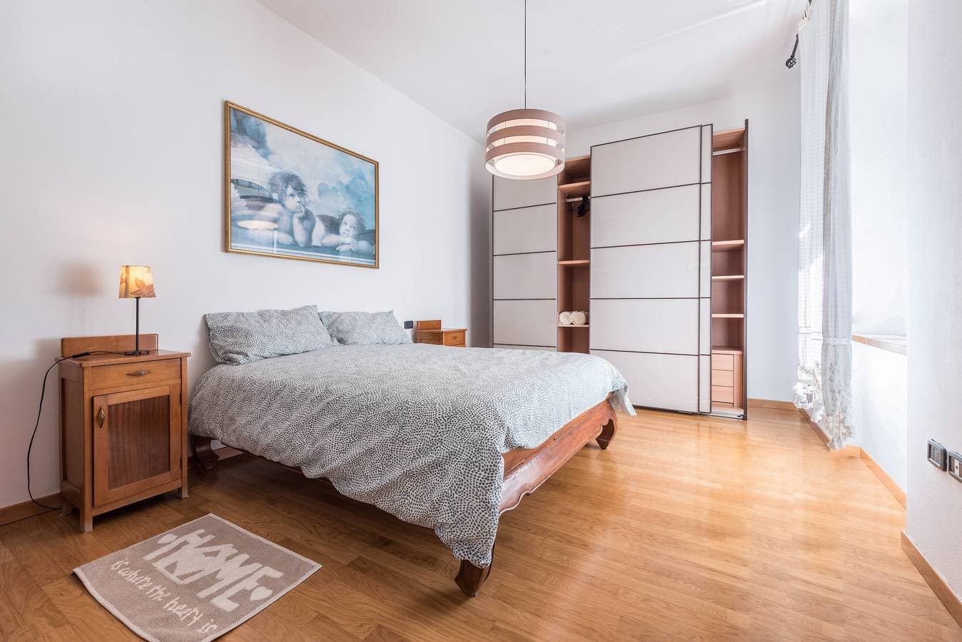 Foto 5 von 45: Ferienwohnung "Appartamento Ania Vista Castello" mit Bergblick und Terrasse