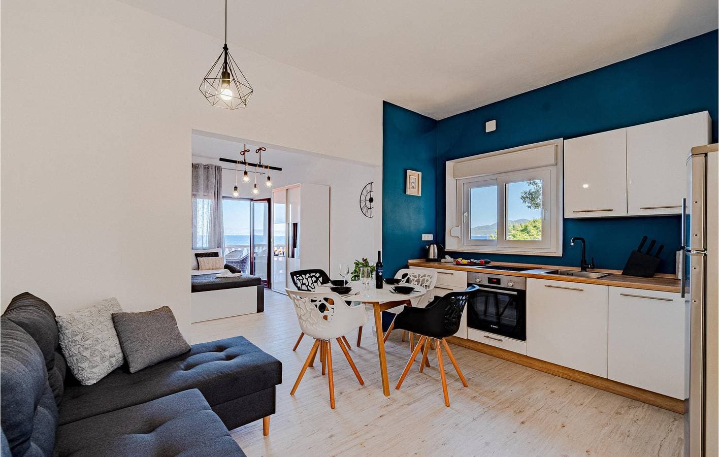 Foto 4 von 18: Wohnung am Meer mit Terrasse, Küche und WLAN – 1,5 km bis zur Küste