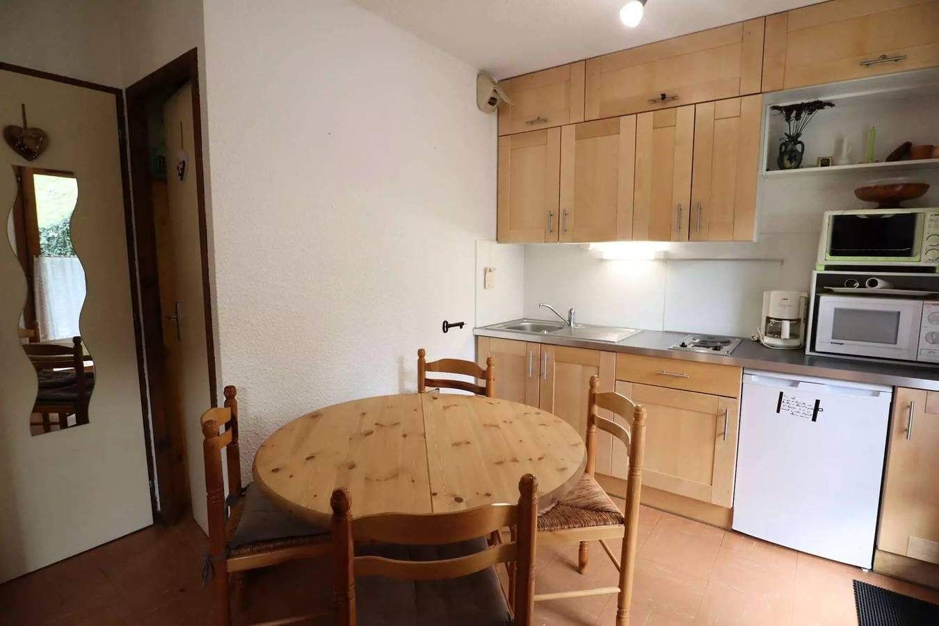 Foto 6 von 13: Studio für 2 bis 4 Personen. vor Augen geschützt mit Terrasse
