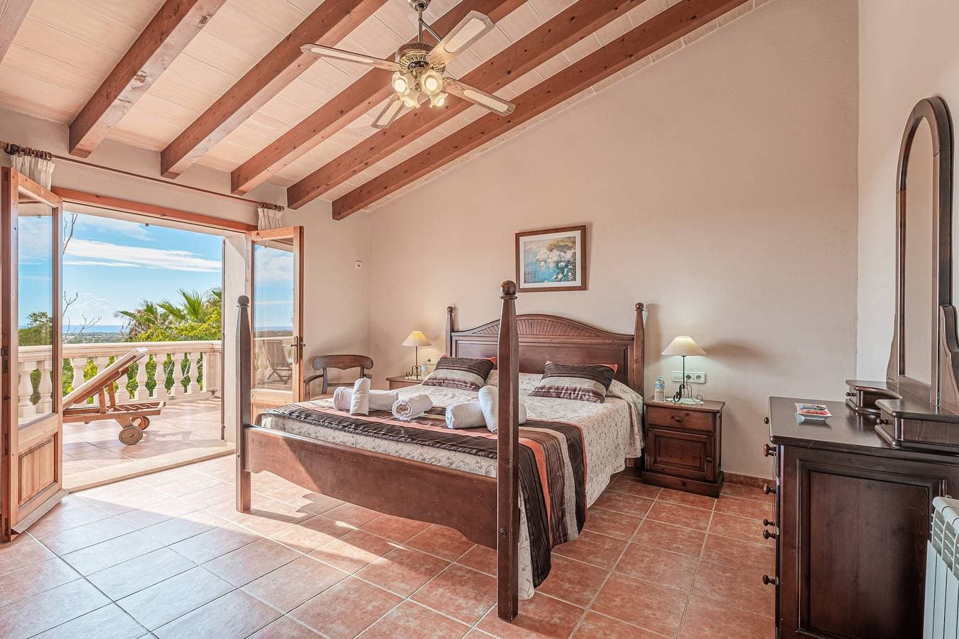 Foto 13 von 30: Ferienhaus Finca Can Roca mit Meerblick, Pool und WLAN