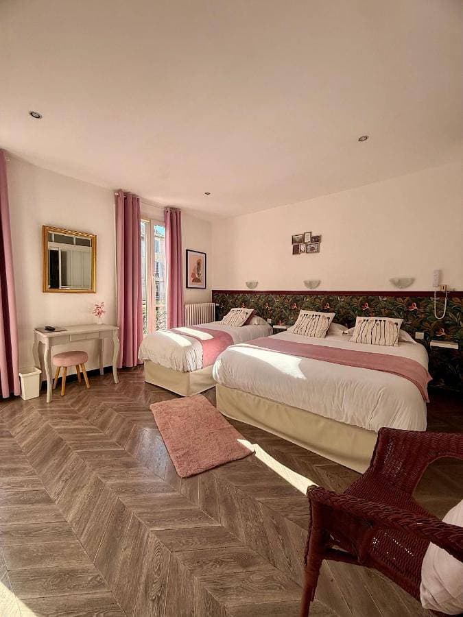 Le Grand Hotel 1