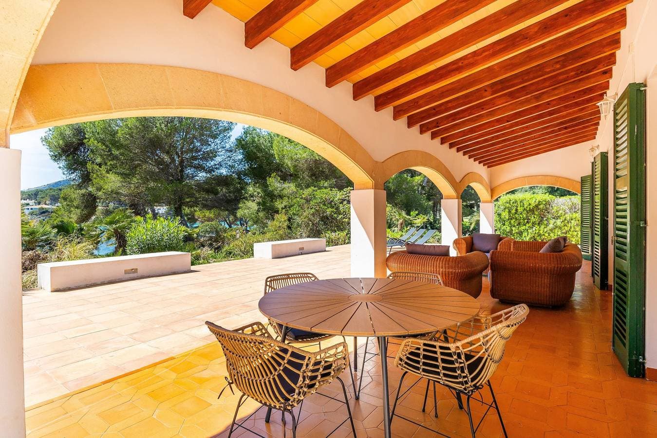 Foto 3 von 42: Ferienhaus 'Aladern' mit Meerblick, privater Terrasse und Wi-Fi
